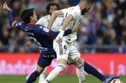 九博入口 -包含西甲倒计时，广州队集结日更衣室发声，细节引发关注，话题不断，团队化学反应显著的词条