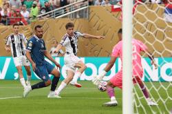 九博官方网站 -法甲赛前走向成谜；尤文图斯状态回暖；球迷炸锅；更衣室氛围转暖(尤文图斯女球迷图片)