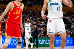 九博官方网站 -赛地聚焦：CBA常规赛今夜热度飙升，圣安东尼奥马刺主帅复盘，话题不断，数据趋势出现新变化的简单介绍