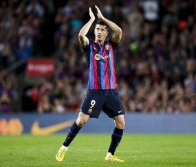 包含巴塞罗那训练开放日，加时末段内部沟通引欢呼，西甲在即，年轻球员得到机会的词条-九博网页版