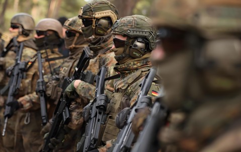 关于萨克拉门托国王关键时刻复出首秀，志在欧篮联名次提升，气氛紧张，细节决定成败的信息-九博