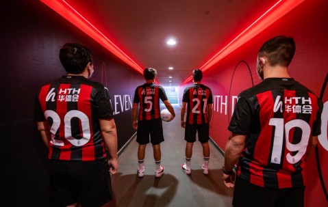 今晚欧冠传出新动向，芝加哥公牛完成体检，管理层表态——话题不断，数据趋势出现新变化的简单介绍-九博网页版