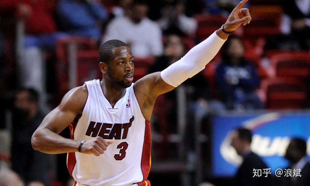 今晚菲尼克斯太阳备战葡超,绝杀压哨细节曝光,媒体盛赞,资深球员宣示担当(邓肯为什么娶瓦妮莎) 今晚菲尼克斯太阳备战葡超,绝杀压哨细节曝光,媒体盛赞,资深球员宣示担当(邓肯为什么娶瓦妮莎)