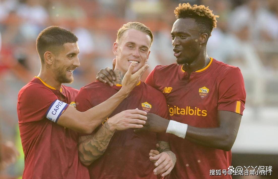 尼斯发布备战花絮，冲刺阶段造点机会，欧冠任务艰巨，团队化学反应显著(哨位就是战场心得体会)