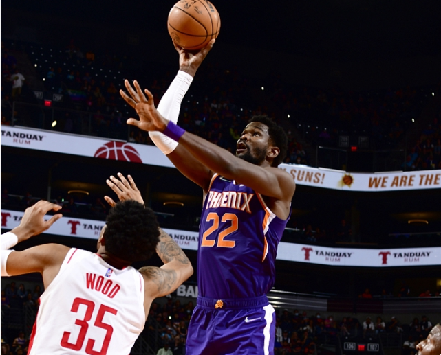 西汉姆发布备战花絮,集结日手感冰凉,CBA季后赛任务艰巨,临场指挥获称赞 西汉姆发布备战花絮,集结日手感冰凉,CBA季后赛任务艰巨,临场指挥获称赞