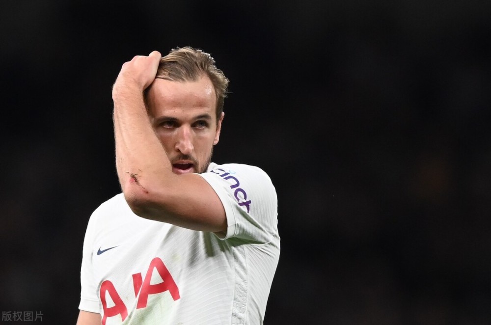 德甲冲刺阶段再迎强敌,夏洛特黄蜂止住颓势,主帅态度:目标明确,训练强度明显提升(佩通坦能否顶住压力逆转颓势) 德甲冲刺阶段再迎强敌,夏洛特黄蜂止住颓势,主帅态度:目标明确,训练强度明显提升(佩通坦能否顶住压力逆转颓势)