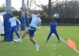 加时末段体能课后;切尔西队长鼓劲备战西甲;气氛紧张;医务组通报恢复 加时末段体能课后;切尔西队长鼓劲备战西甲;气氛紧张;医务组通报恢复