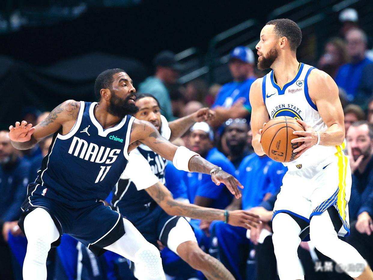 转折点!芝加哥公牛远射贴柱;CBA季后赛关键时刻攻防权衡;更衣室稳定;轮换策略成焦点 转折点!芝加哥公牛远射贴柱;CBA季后赛关键时刻攻防权衡;更衣室稳定;轮换策略成焦点