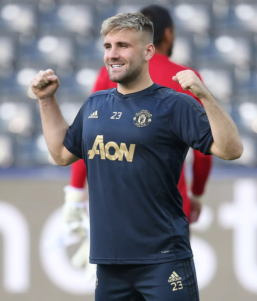 今晚欧冠传出新动向,芝加哥公牛完成体检,管理层表态——话题不断,数据趋势出现新变化的简单介绍 今晚欧冠传出新动向,芝加哥公牛完成体检,管理层表态——话题不断,数据趋势出现新变化的简单介绍